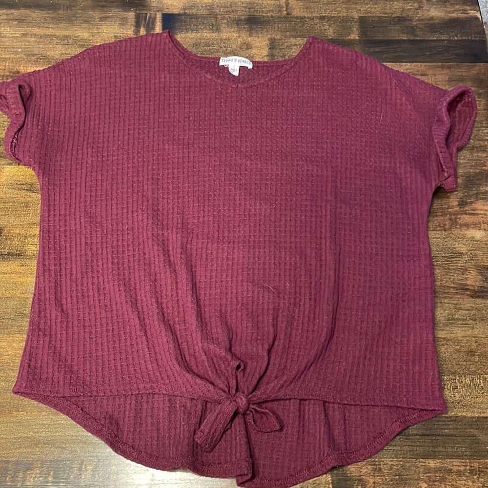 Maroon Girls large t- shirt